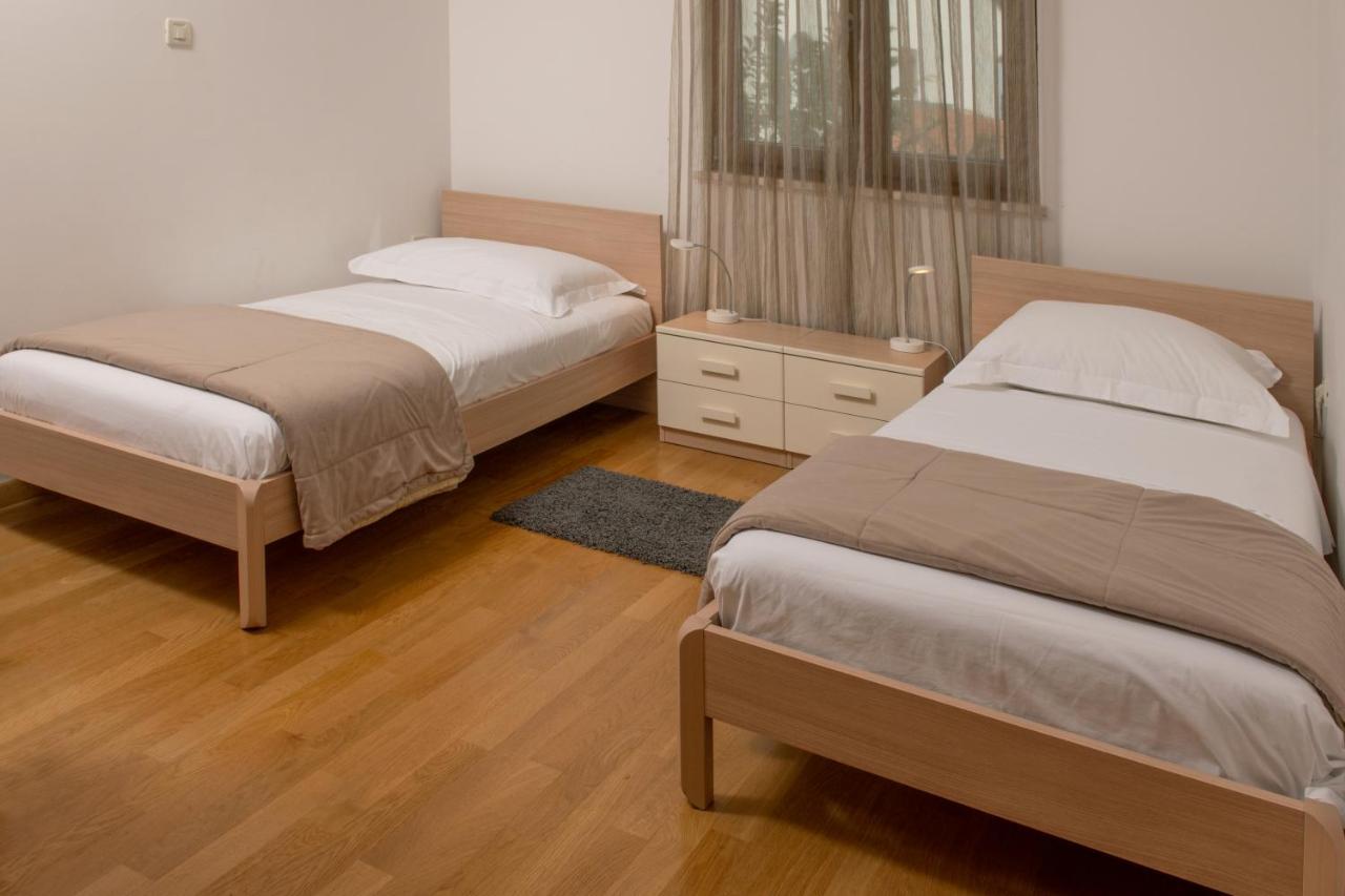 Apartments Oliva Премантура Екстериор снимка