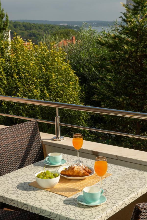 Apartments Oliva Премантура Екстериор снимка